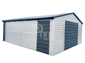 Plechová garáž 5x6 – výklopná brána – dvere – plastové okno výklopné – rýna okapová – antracit + strieborná – strecha dvojspádová (sedlová) TKD117